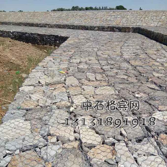 護(hù)岸雷諾護(hù)墊價(jià)格13131891918專業(yè)生產(chǎn)全國最低價(jià)