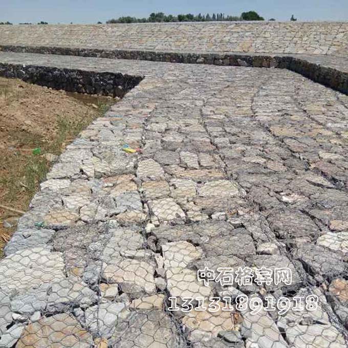 雙隔板雷諾護(hù)墊護(hù)坡13131891918